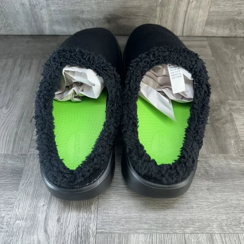 OOFOS OOmg Luxe Clog Mens 10 Black Brand New Recovery Faux Fur Slipper Comfort